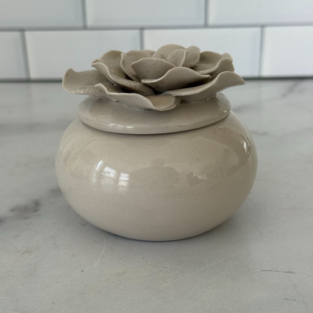Hervit Porzellan Jar Trinket Ceramic Flower Lid Decorative